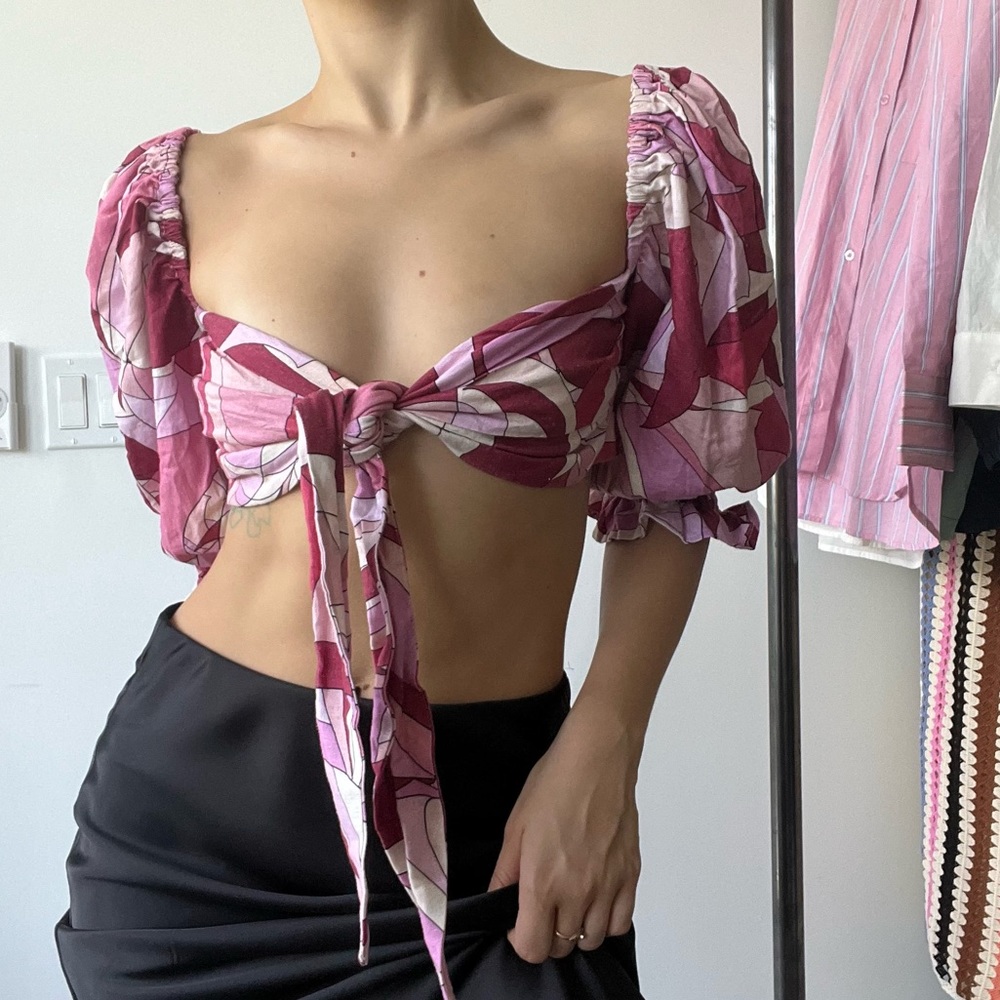 Rumours Cropped Puff Sleeve Floral Top